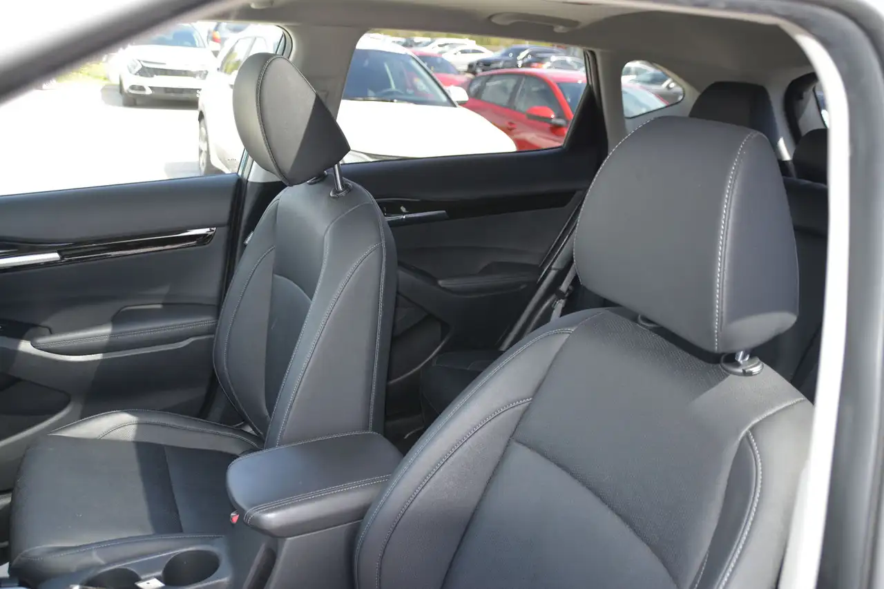 Kia Seltos снимка Kia Seltos