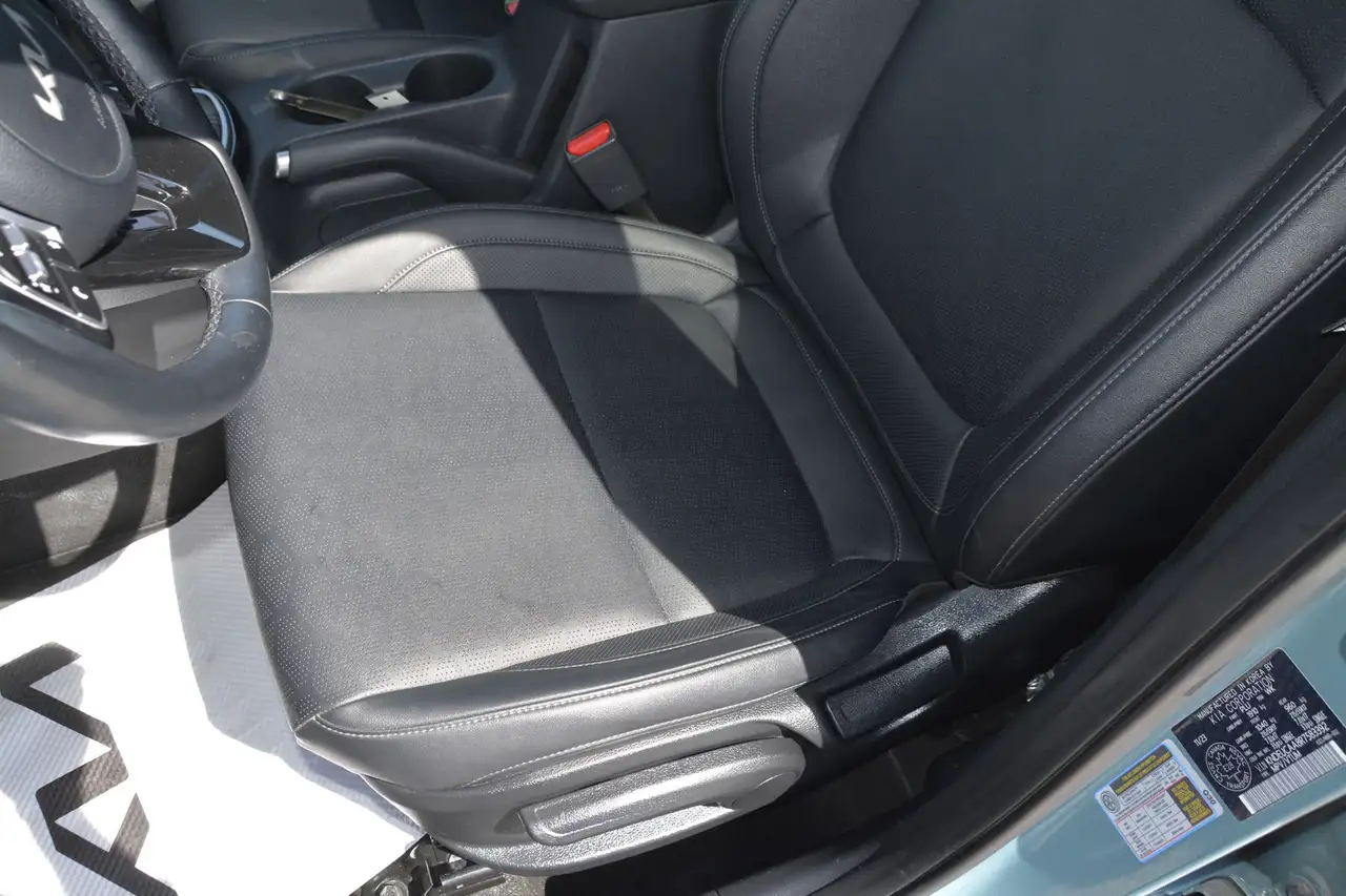 Kia Seltos снимка Kia Seltos