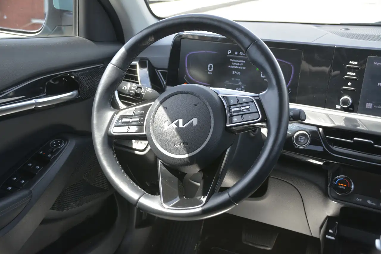 Kia Seltos снимка Kia Seltos