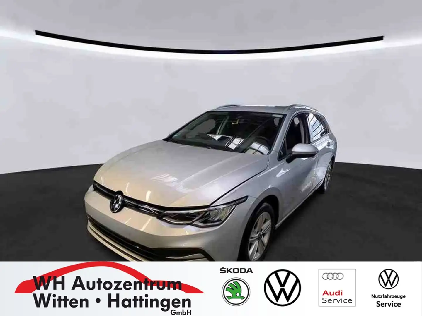 Volkswagen Golf VIII Variant 2.0 TDI DSG Life NAVI LED REARVIEW... Silber - 1