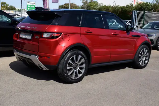 Land Rover Range Rover Evoque view 3