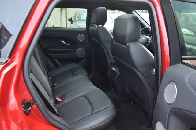 Land Rover Range Rover Evoque view 5