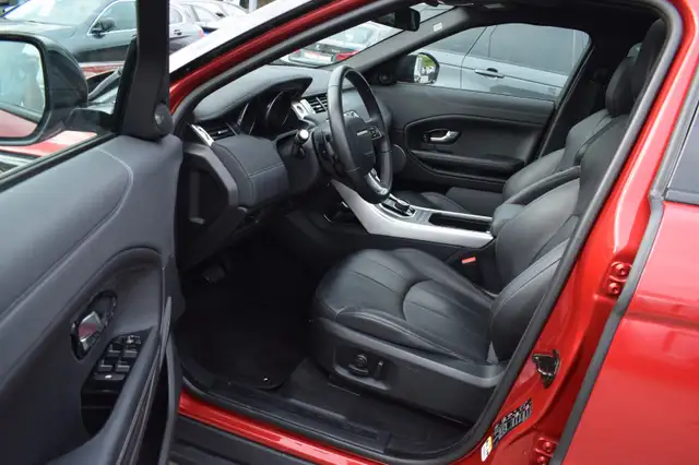 Land Rover Range Rover Evoque view 4