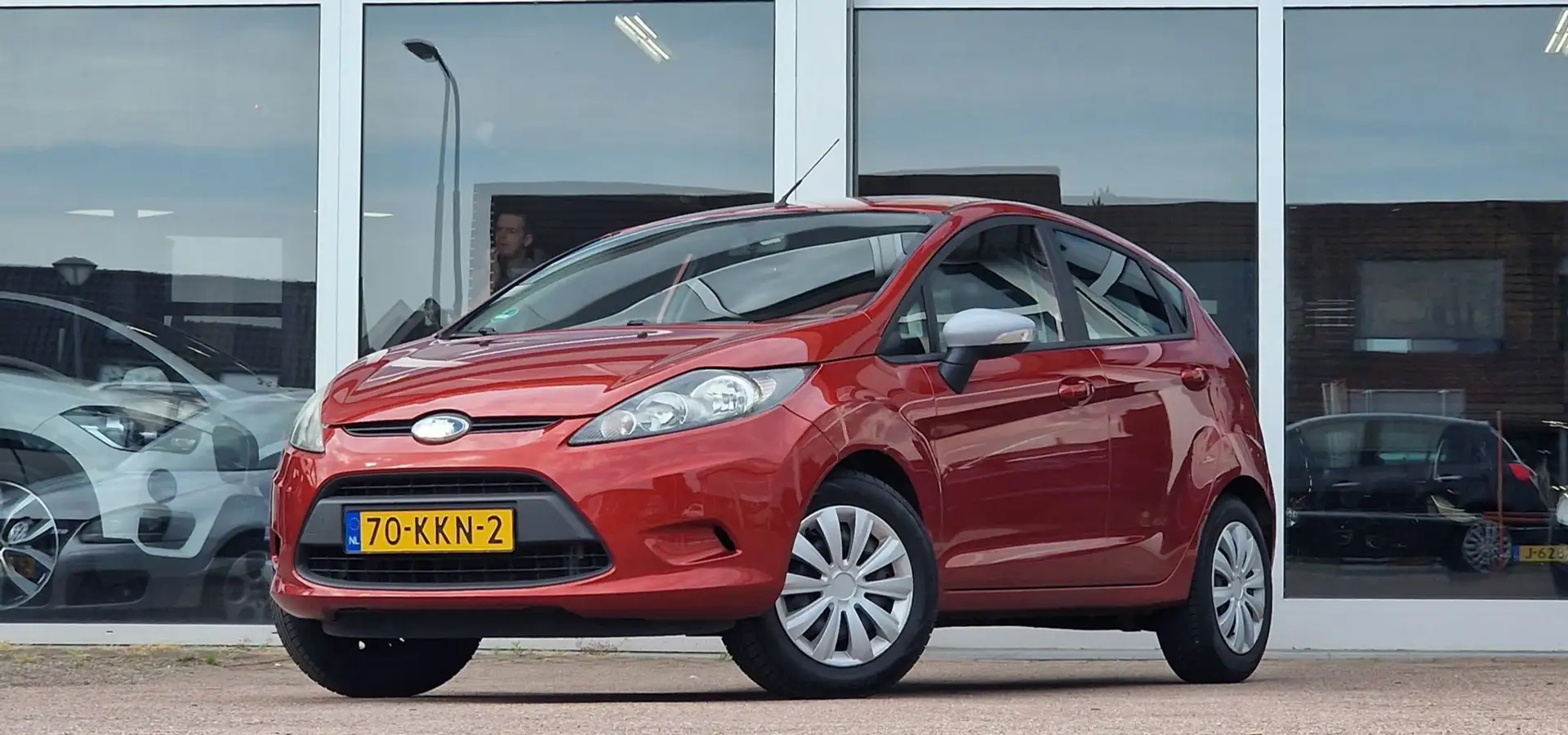 Ford Fiesta 1.25 Limited Airco Elek. Ramen APK tot 06-2026 Moo Rood - 1