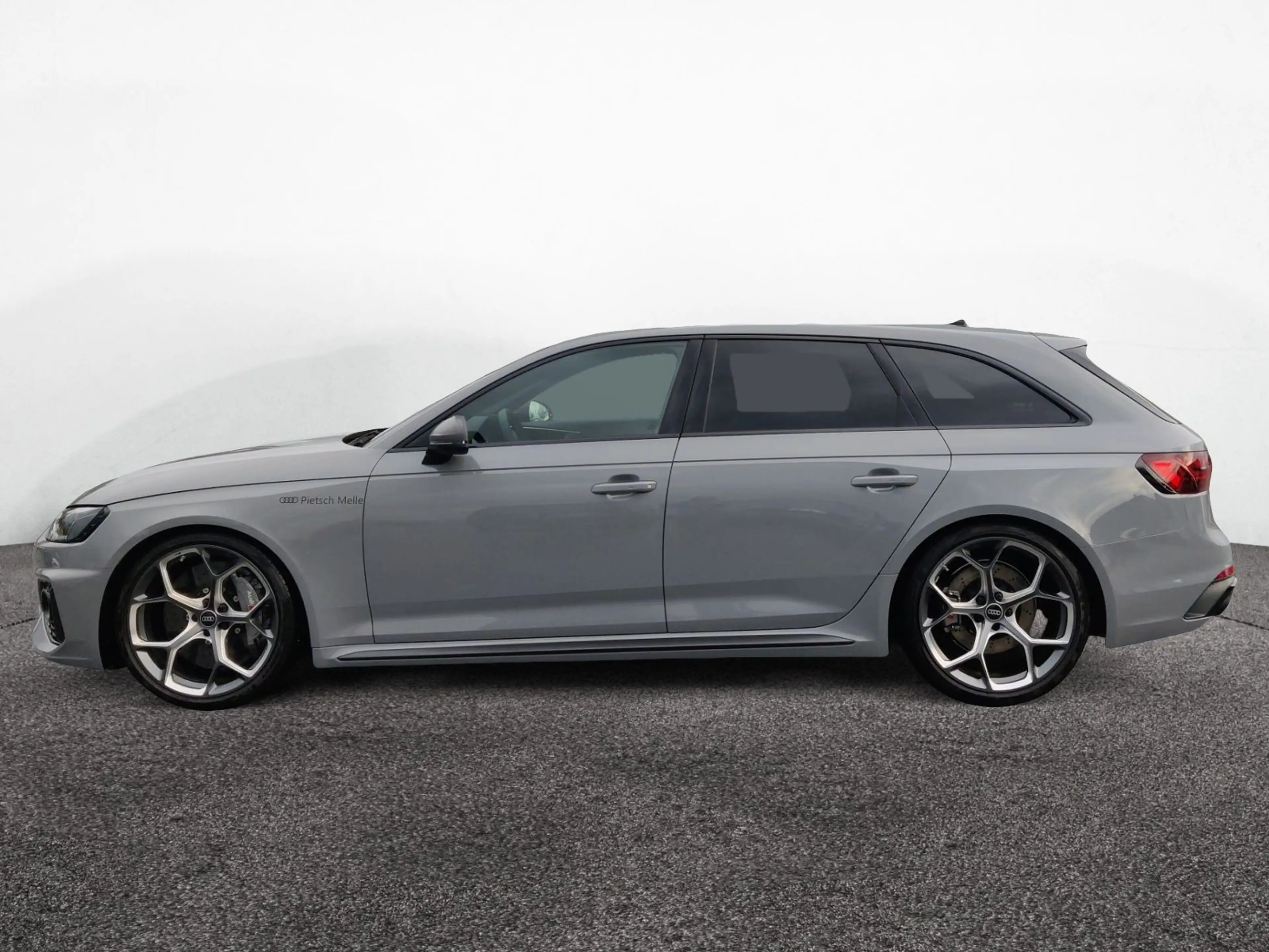 Audi RS4 edition 25 years 346(470 ) kW(PS) tip — photo 3
