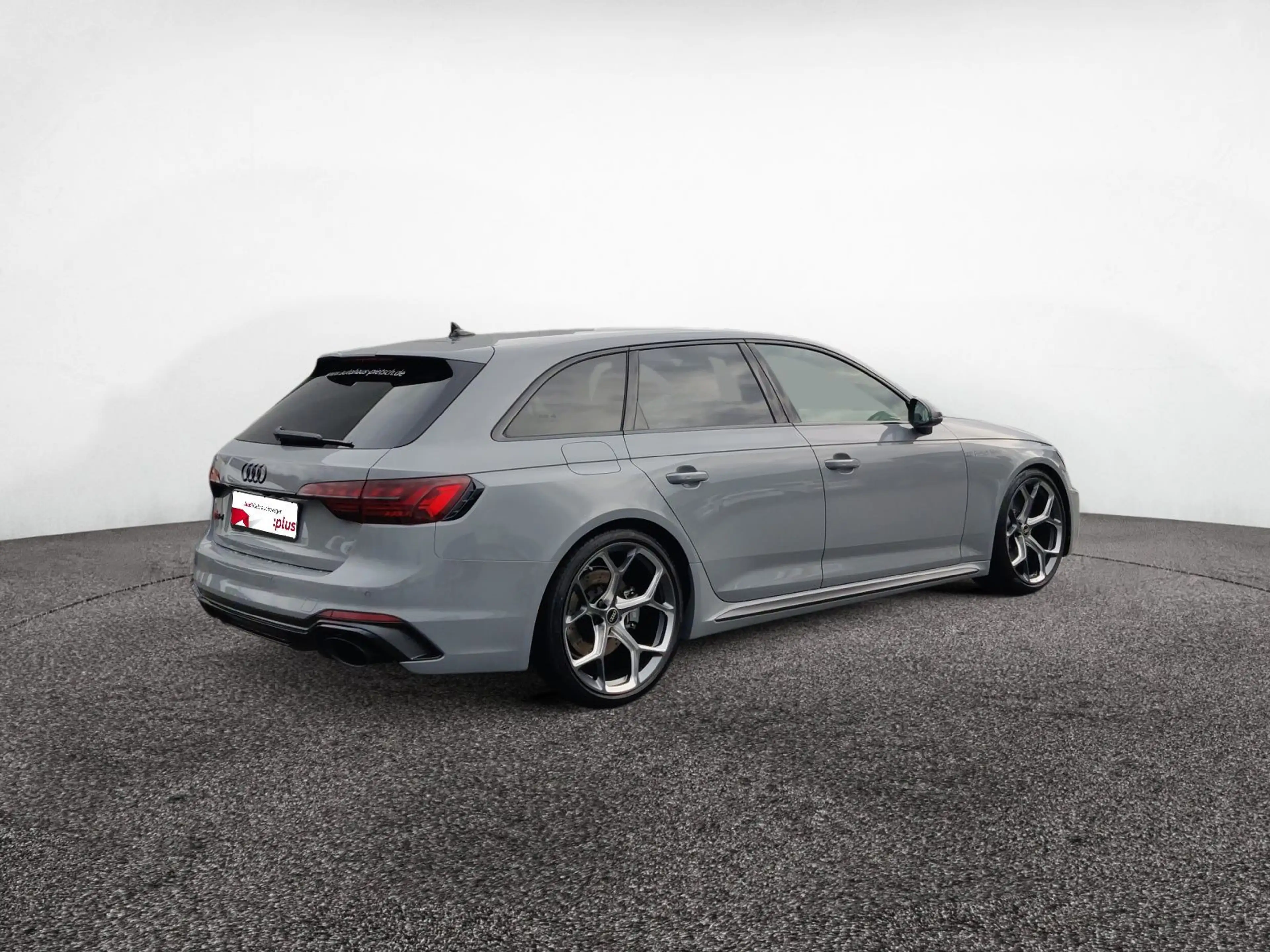 Audi RS4 edition 25 years 346(470 ) kW(PS) tip — photo 6