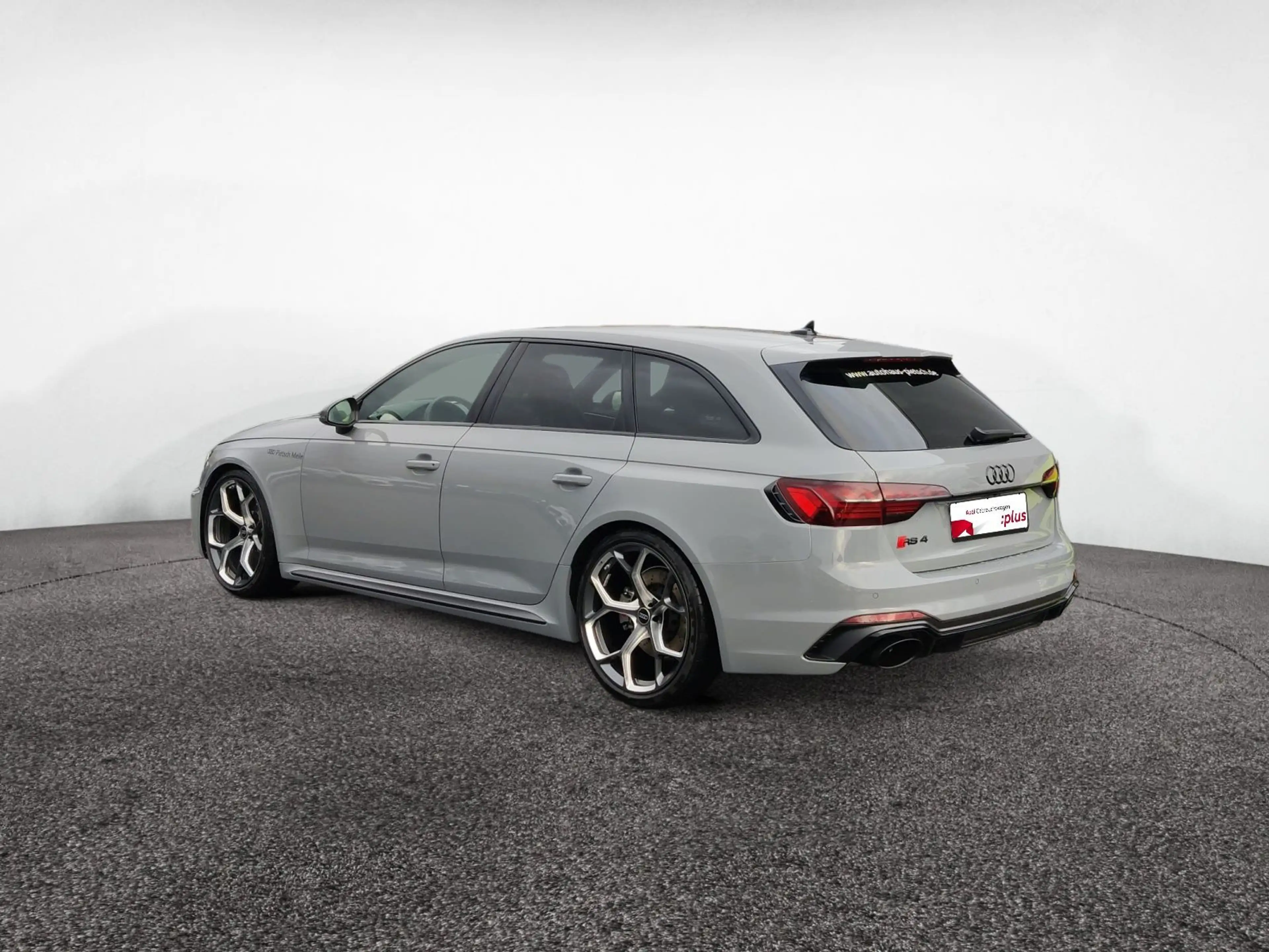Audi RS4 edition 25 years 346(470 ) kW(PS) tip — photo 4