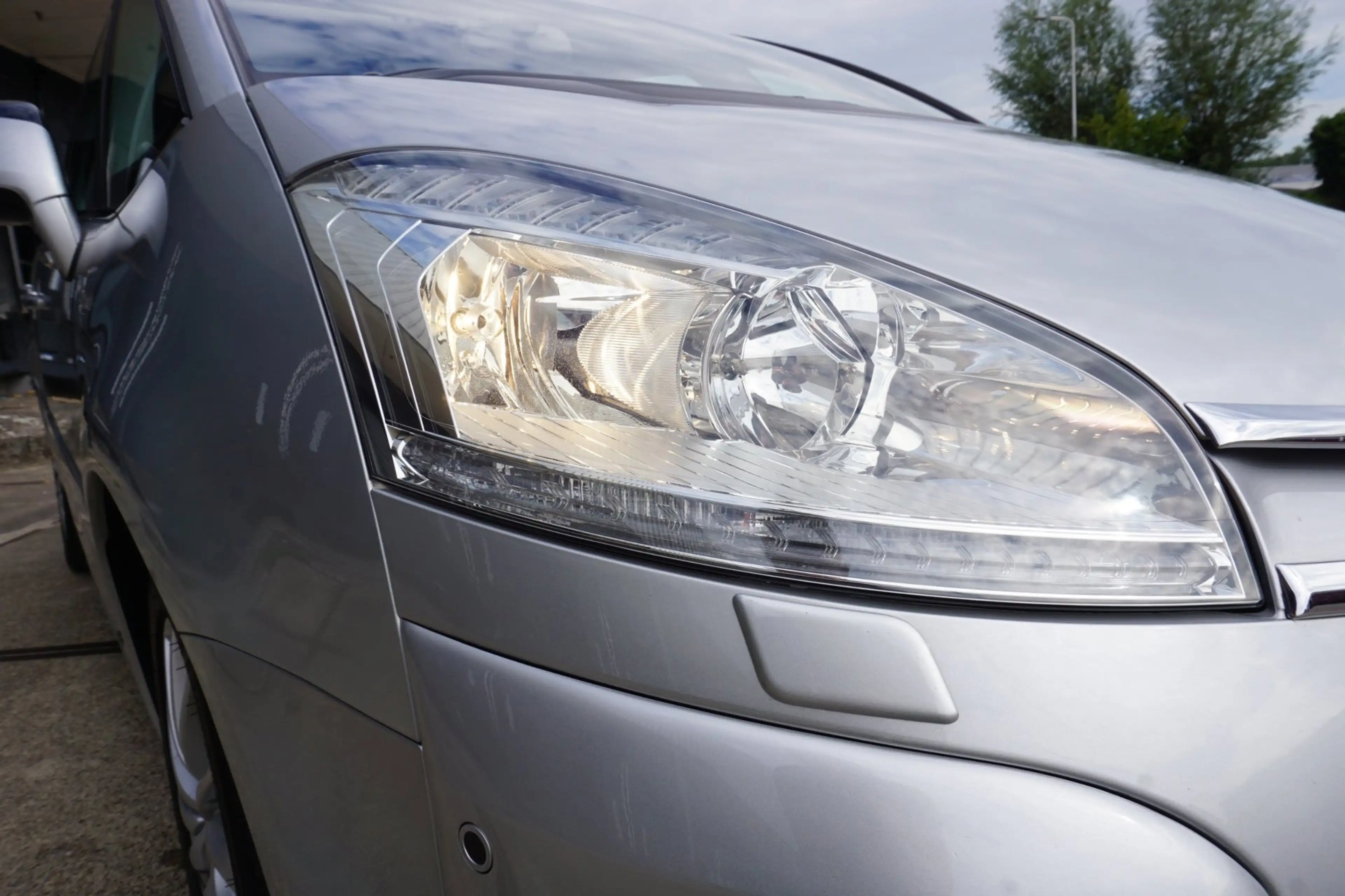 Citroen C4 Picasso 2.0 HDi Exclusive EGS — photo 35