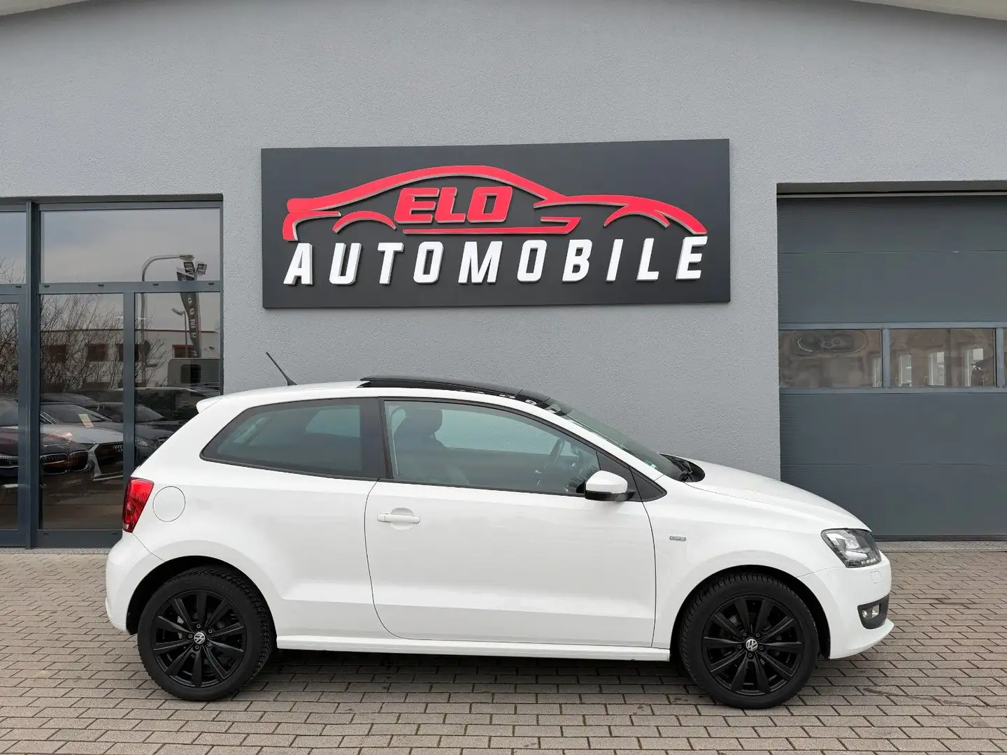 Volkswagen Polo V Life Plus*Bi-Xenon*Panorama*Einparkhilfe* Weiß - 2