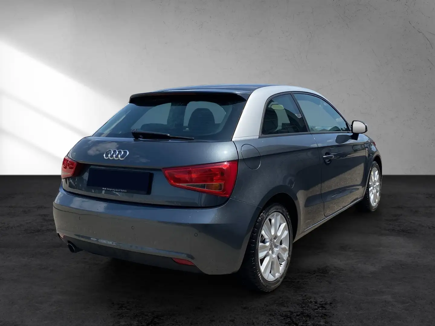 Audi A1 1.6 TDI S line Sportpaket Sitzh PTS hi. - 2