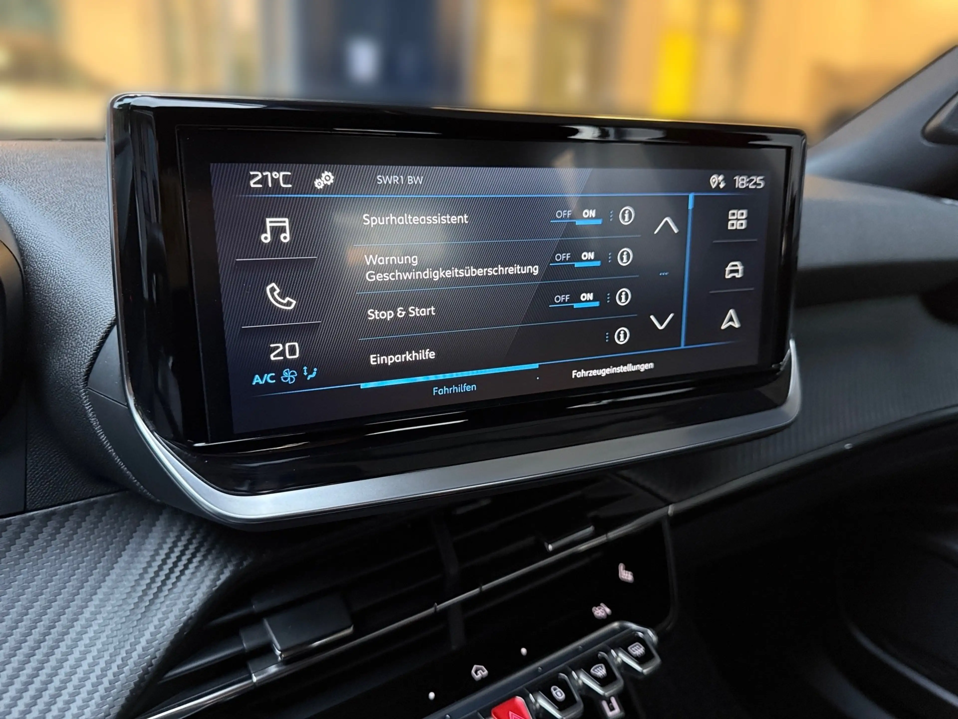 Peugeot 2008 1.2 PureTech 100 Active LED PDC KlimaA — photo 6