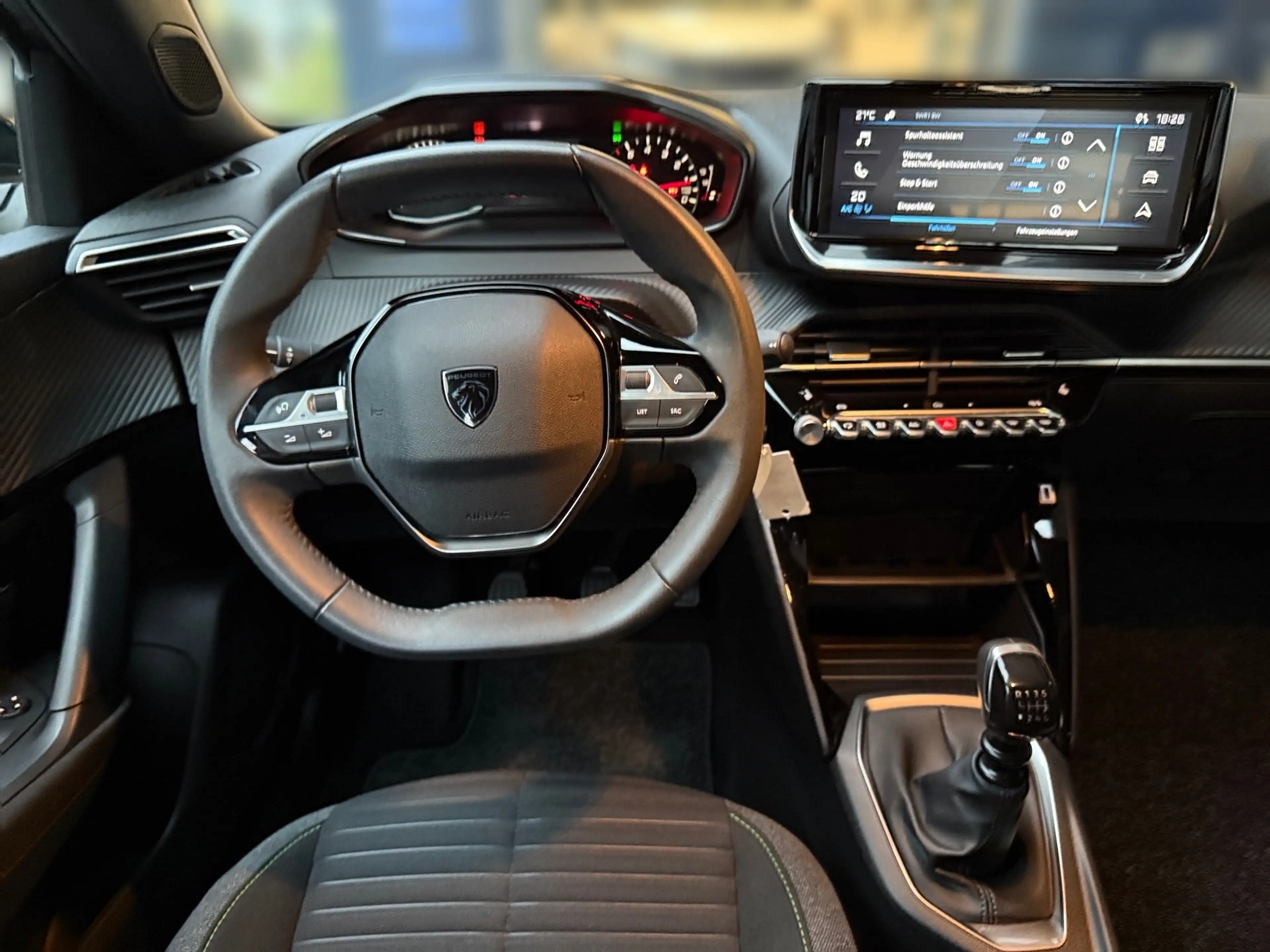 Peugeot 2008 1.2 PureTech 100 Active LED PDC KlimaA — photo 9