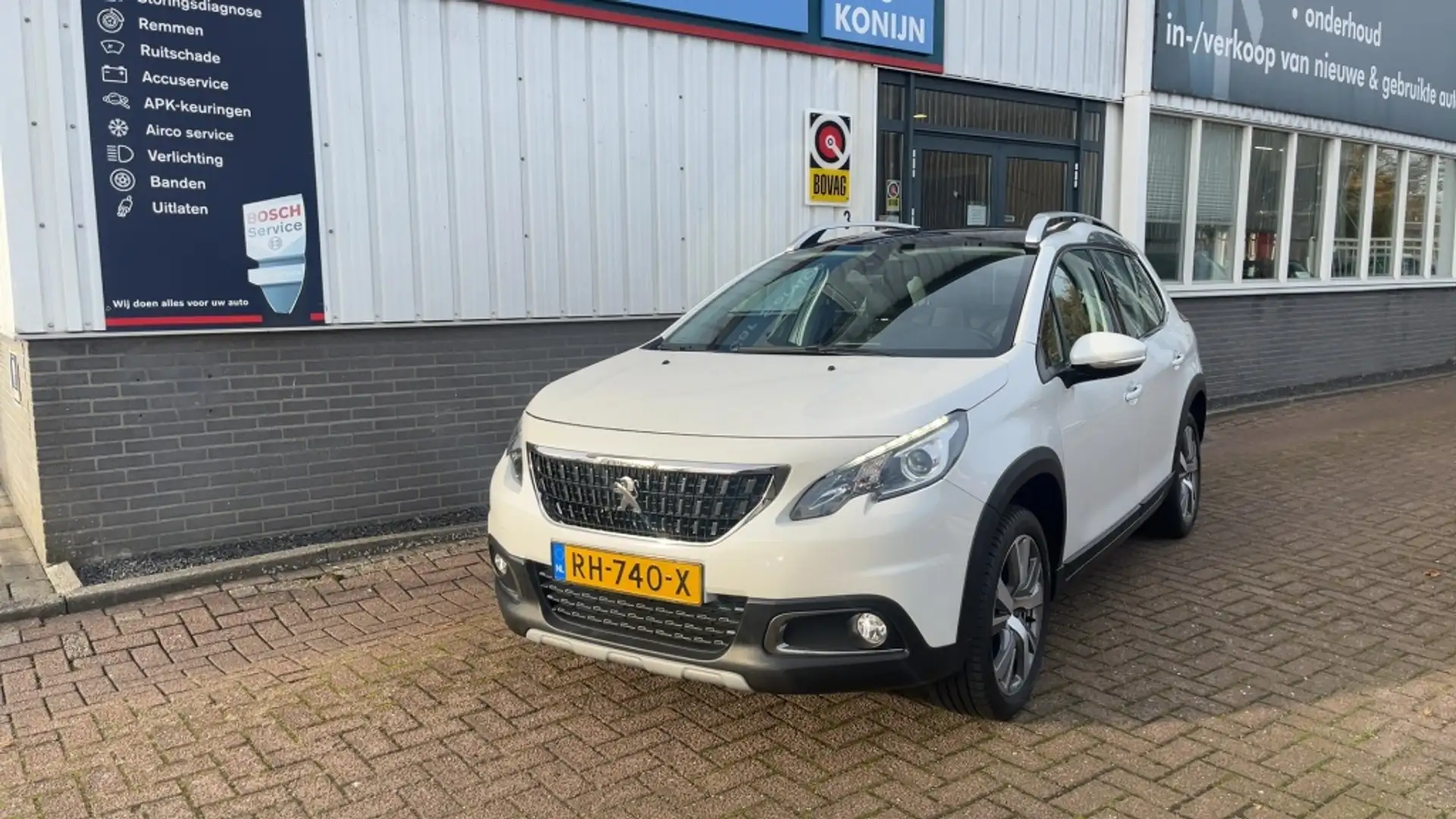 Peugeot 2008 1.2 PureTech Allure Wit - 2