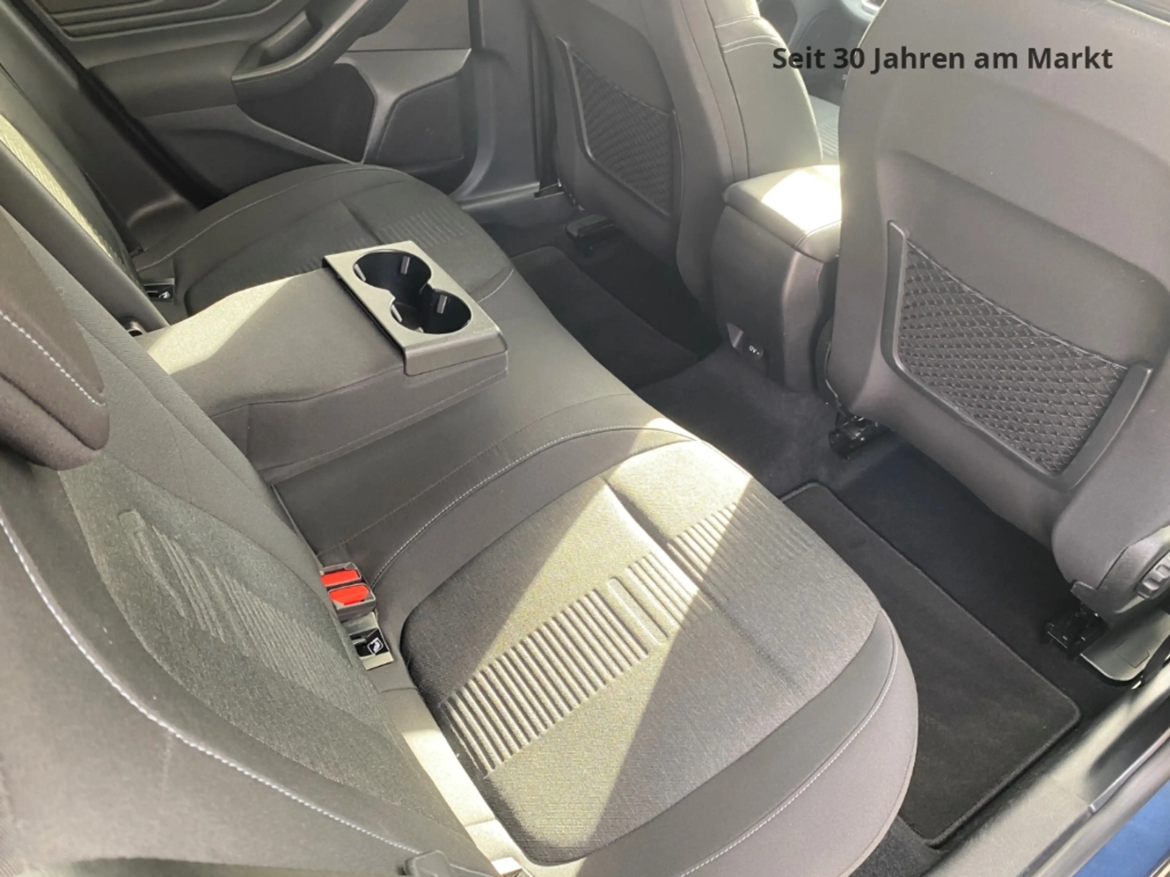 Ford Focus Turnier Aktive,Titanium,LED,Head Up,SH,Kamera,PDC, — photo 10