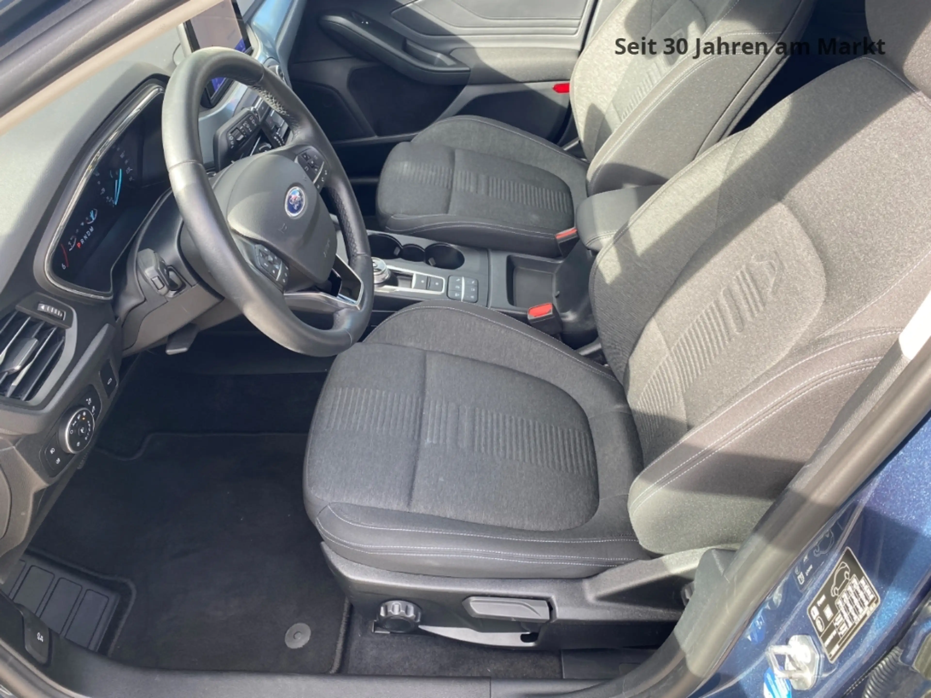 Ford Focus Turnier Aktive,Titanium,LED,Head Up,SH,Kamera,PDC, — photo 13