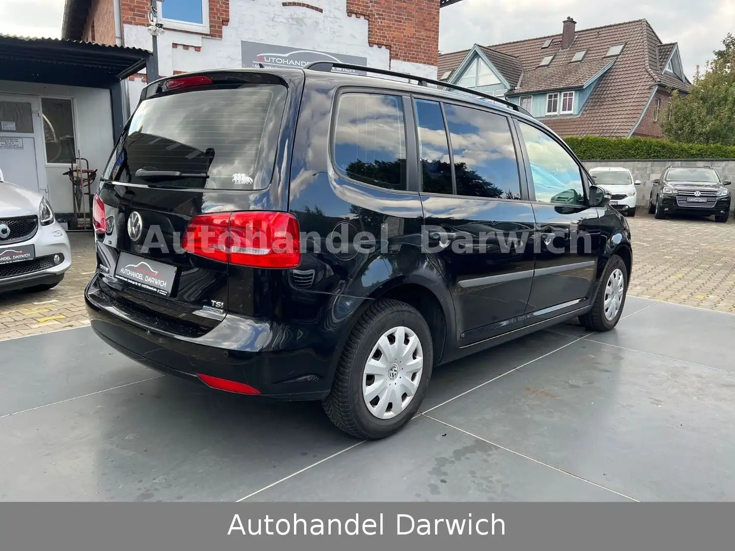 Volkswagen Touran Trendline BMT 1.2 Klima S.Heft Schwarz - 2