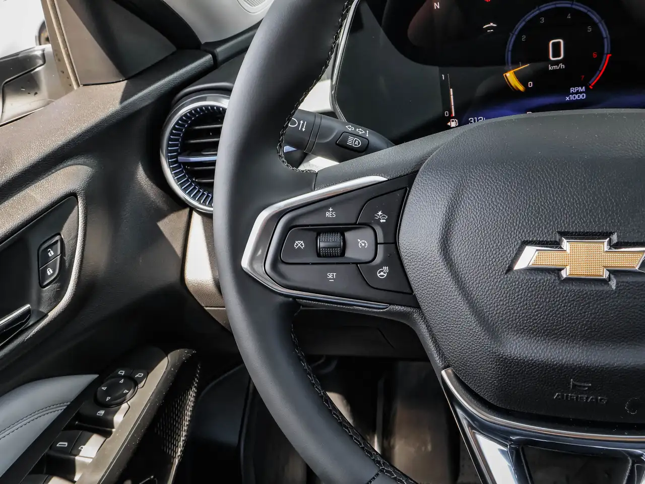 Chevrolet Trax photo Chevrolet Trax