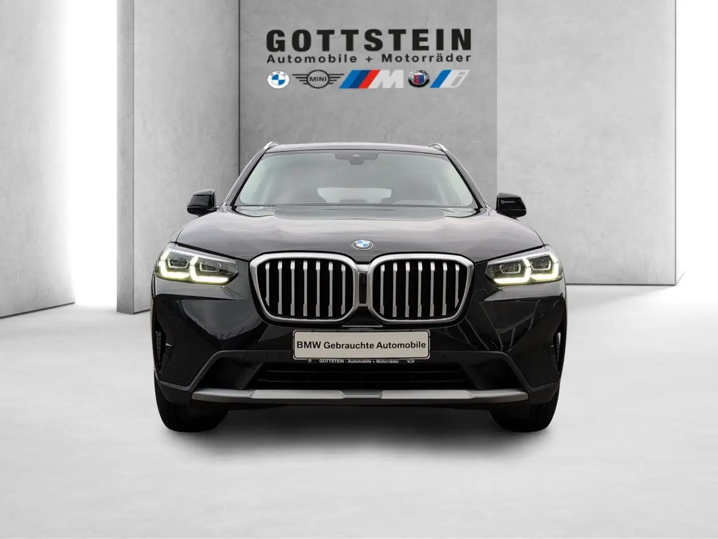 BMW X3 xDrive20i Schwarz - 2