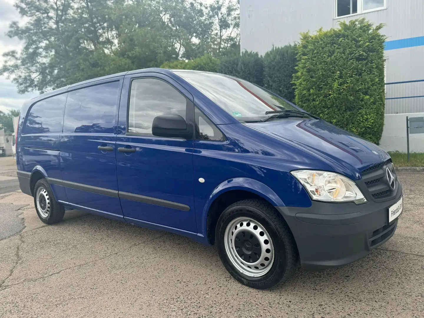 Mercedes-Benz Vito Kasten 113 CDI extralang Bleu - 1