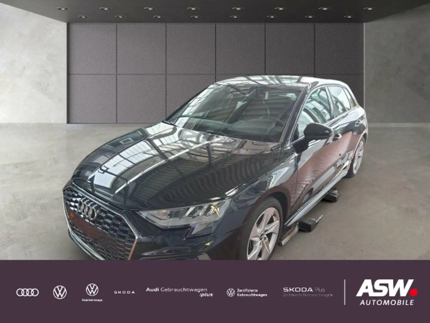 Audi A3 S line 35 TFSI Stronic LED Navi PDC Schwarz - 1