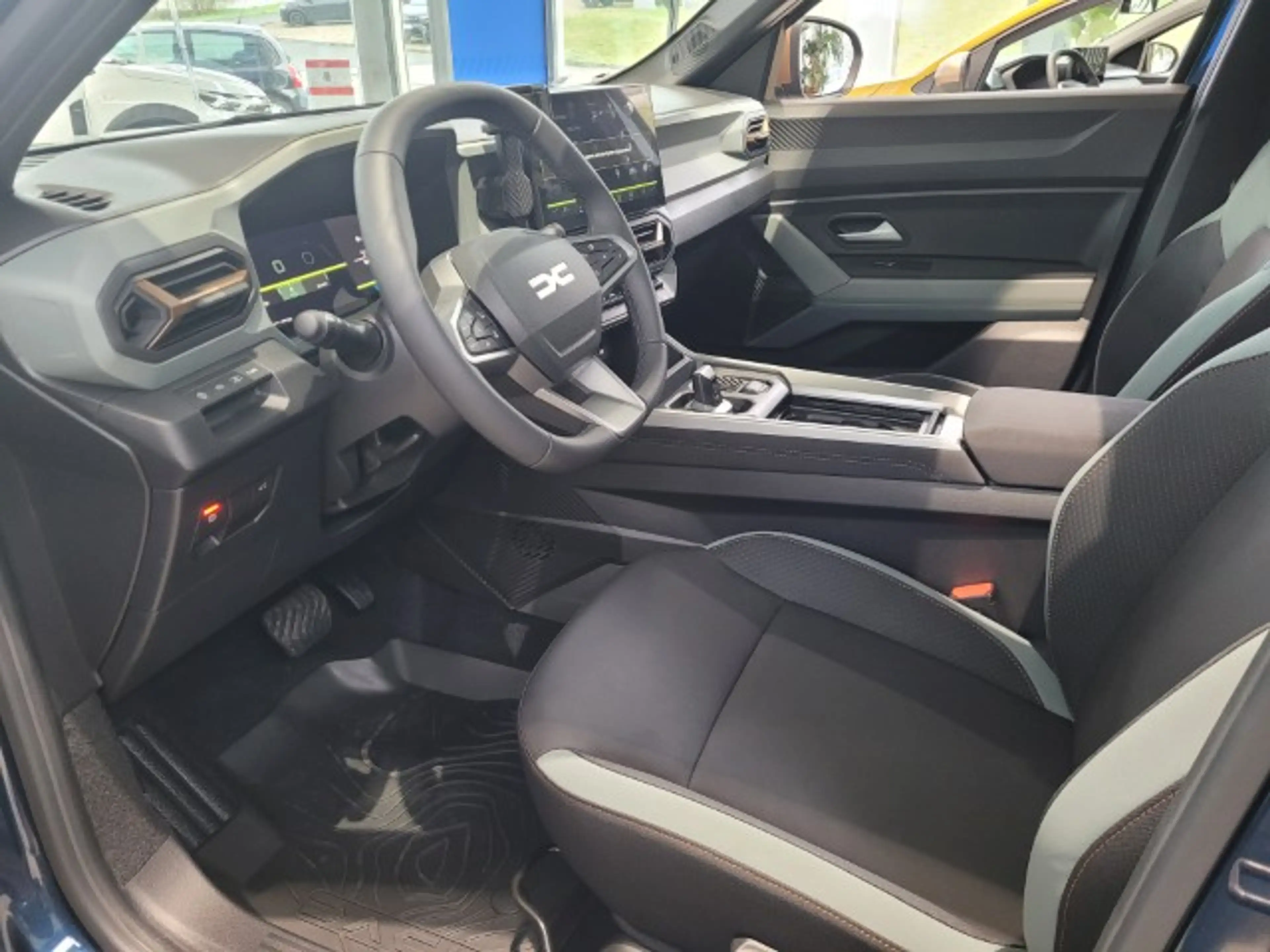 Dacia Bigster Hybrid 155 Extreme !!-AKTIONSPREIS-!! NAVI-KLIMATRONIC-SITZHEIZ — photo 4