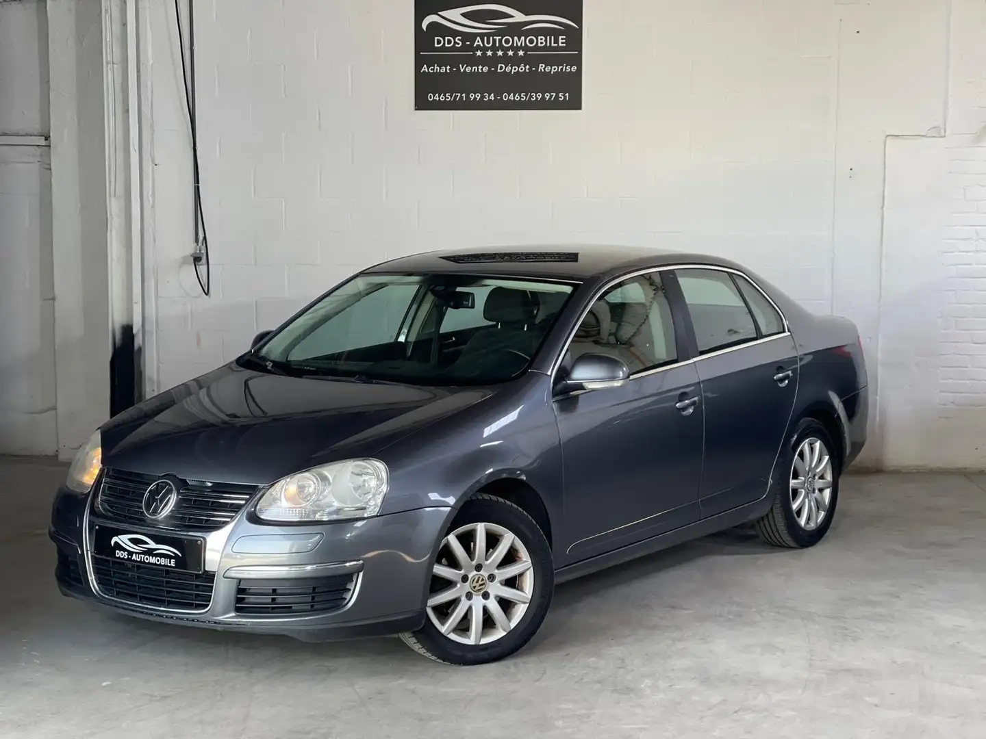 Volkswagen Jetta ***Garantie 12 mois*** Grijs - 1
