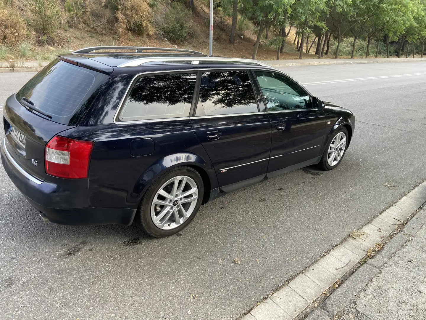 Audi A4 Avant 3.0 quattro Tiptronic - 2