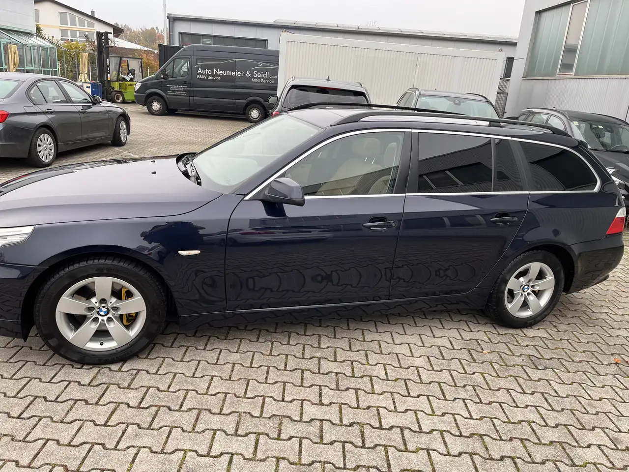 BMW 525