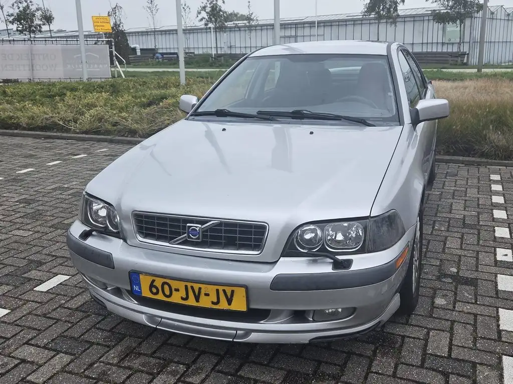 Volvo S40 2002 из Европы — купить под ключ