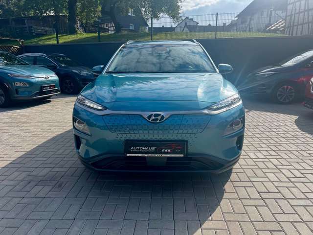 Hyundai KONA Style Elektro 2WD/ACC/CCS/Kamera/64kWh