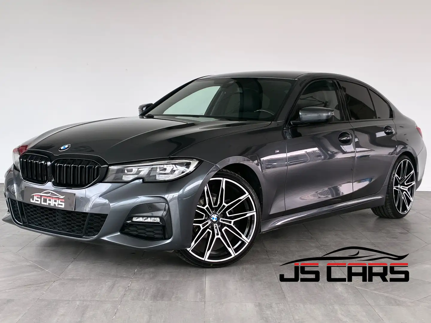 BMW 318 dA FULL PACKM-GPS-CARPLAY-SHADOWLINE-PDC-ATTELAGE Gris - 1