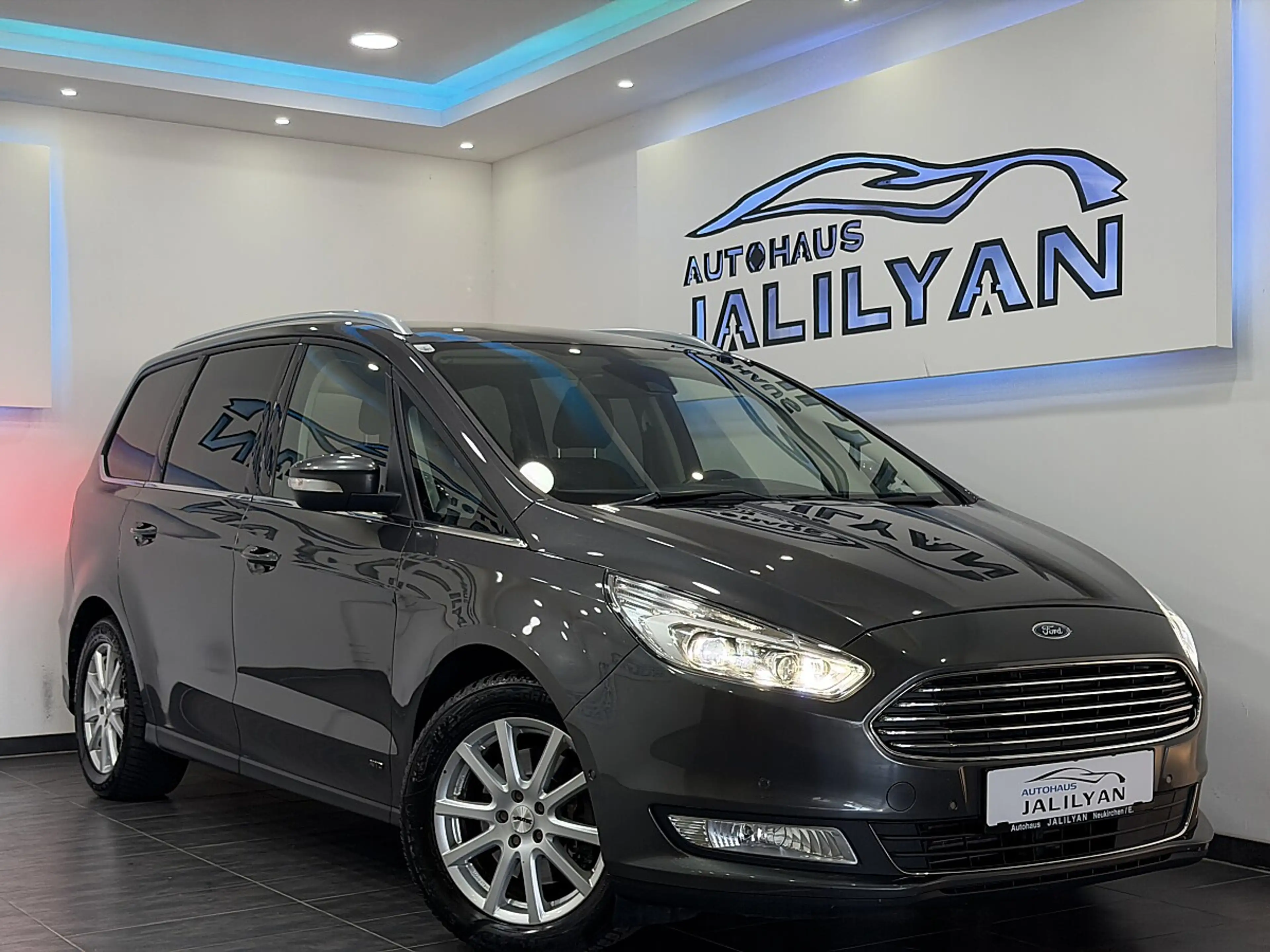 Ford Galaxy 2,0 TDCi AWD Titanium Start/Stop Powershift,AHK... — photo 4