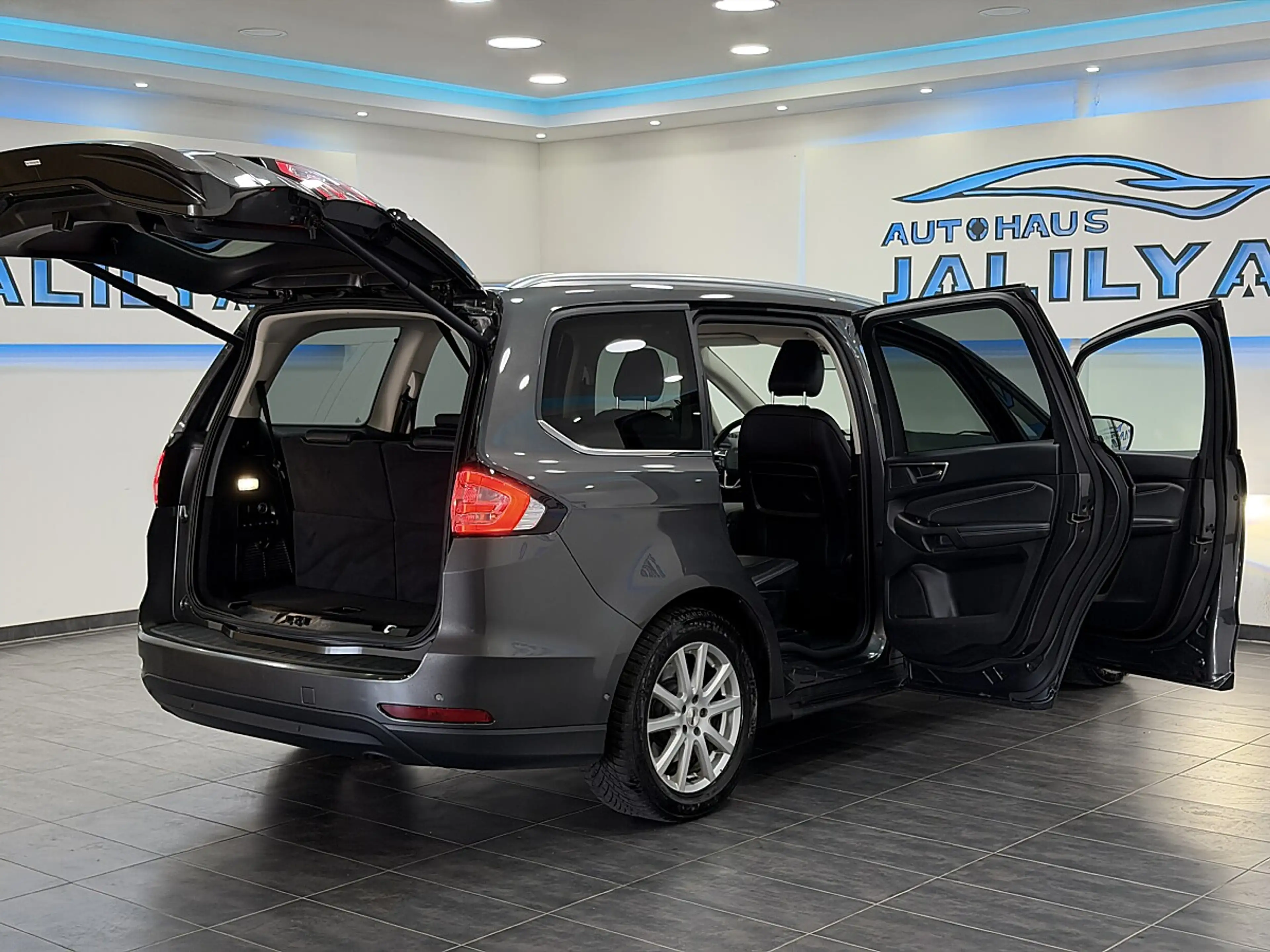 Ford Galaxy 2,0 TDCi AWD Titanium Start/Stop Powershift,AHK... — photo 14