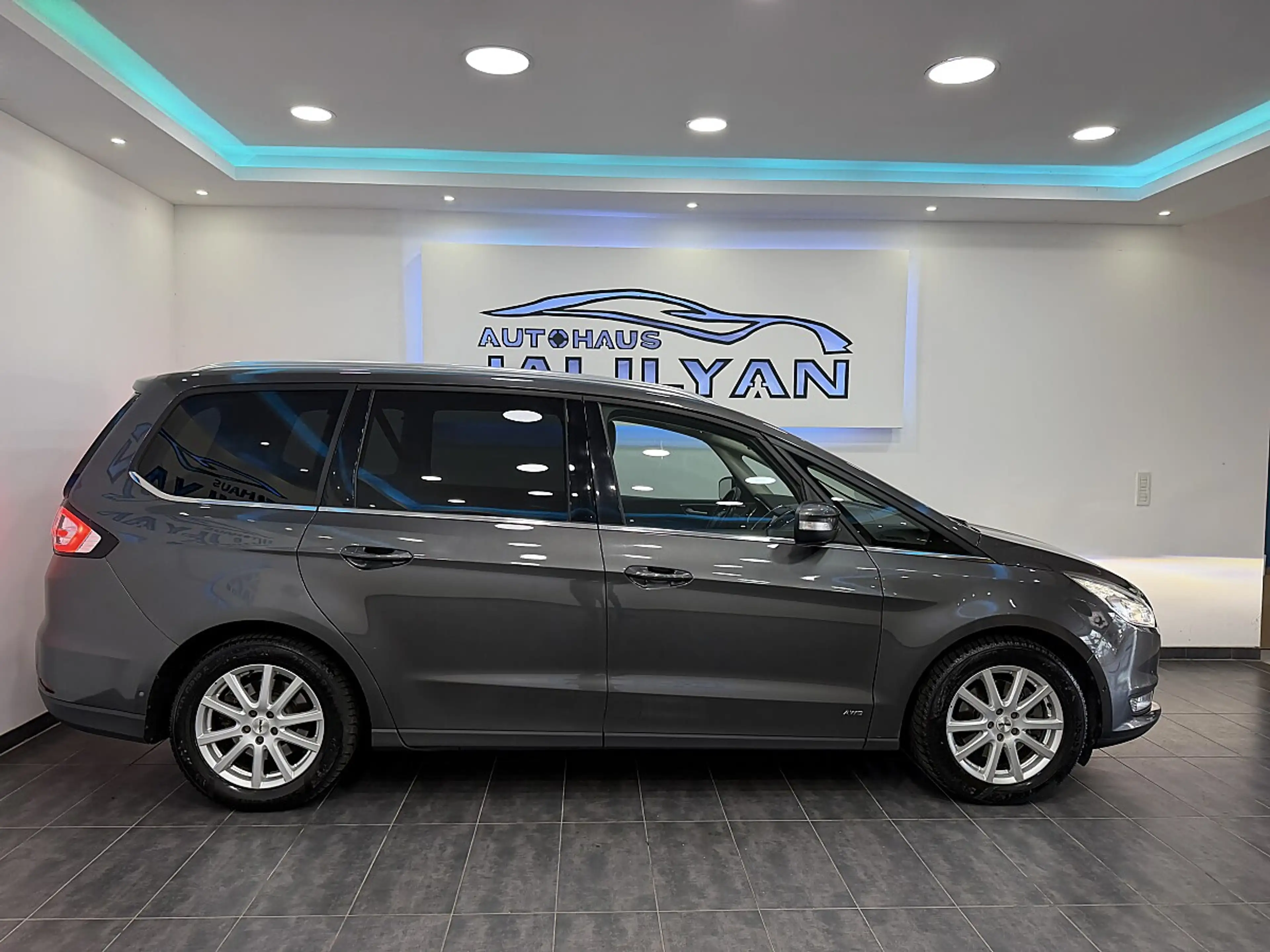 Ford Galaxy 2,0 TDCi AWD Titanium Start/Stop Powershift,AHK... — photo 7