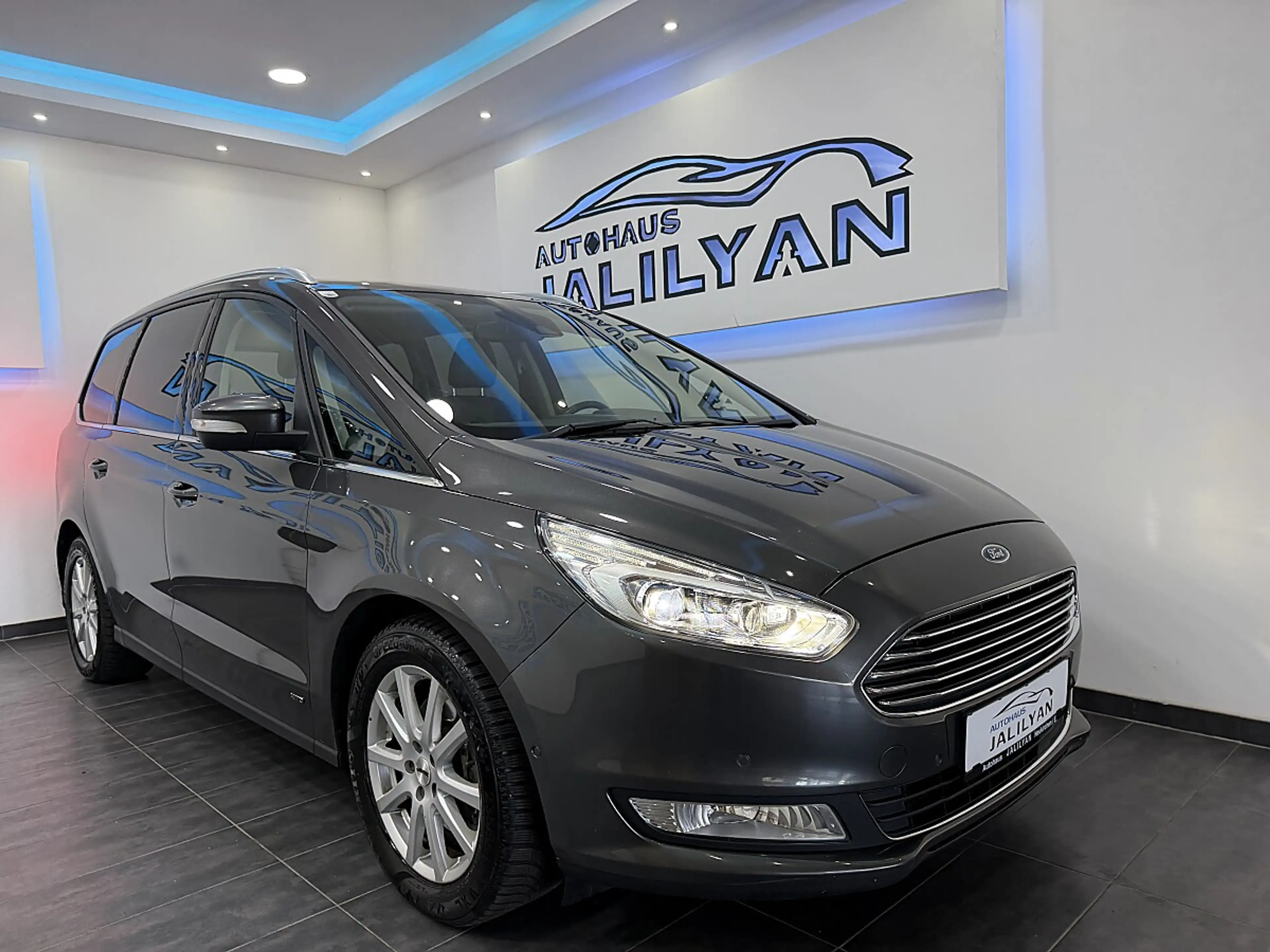 Ford Galaxy 2,0 TDCi AWD Titanium Start/Stop Powershift,AHK... — photo 3