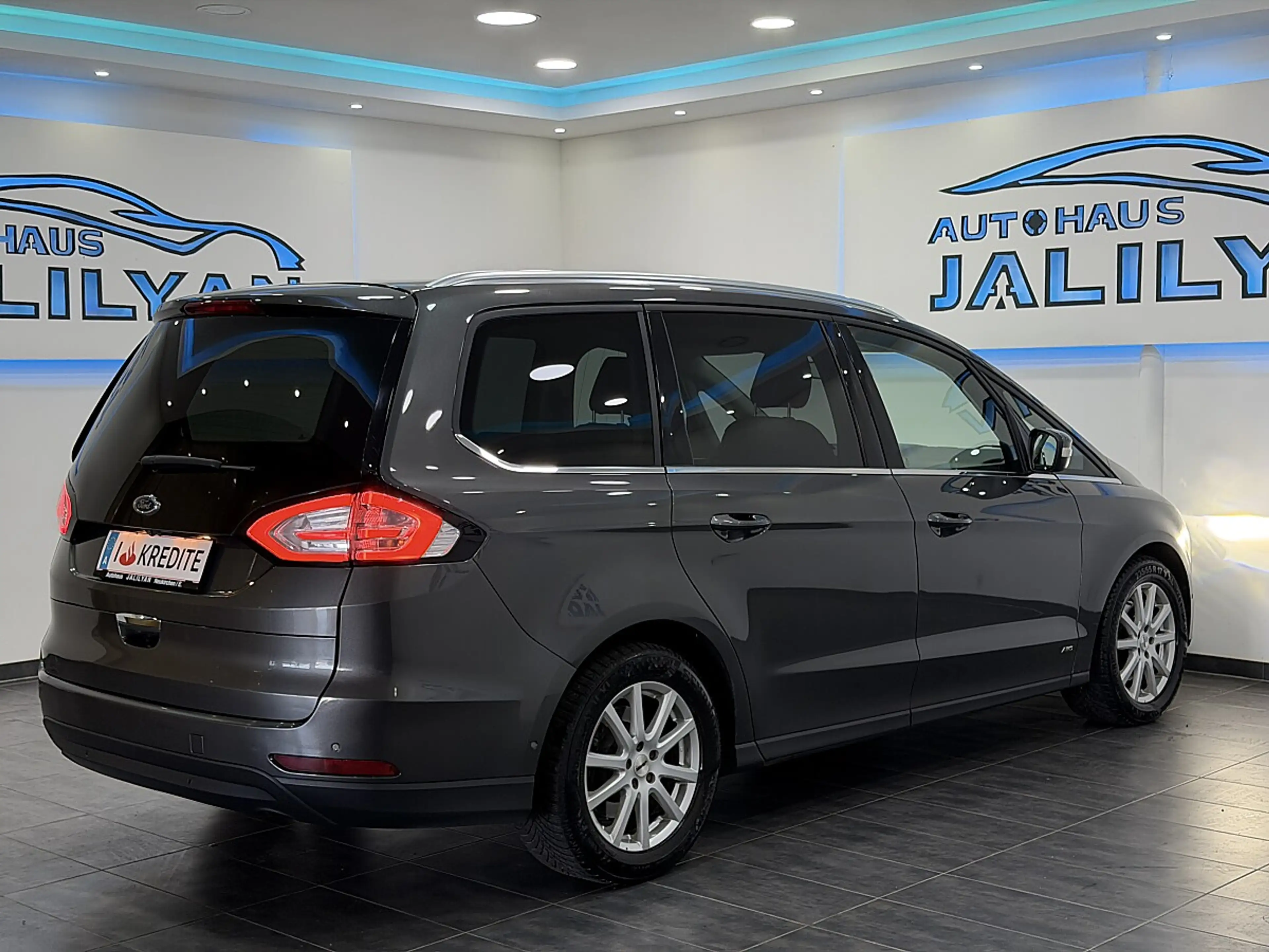 Ford Galaxy 2,0 TDCi AWD Titanium Start/Stop Powershift,AHK... — photo 11