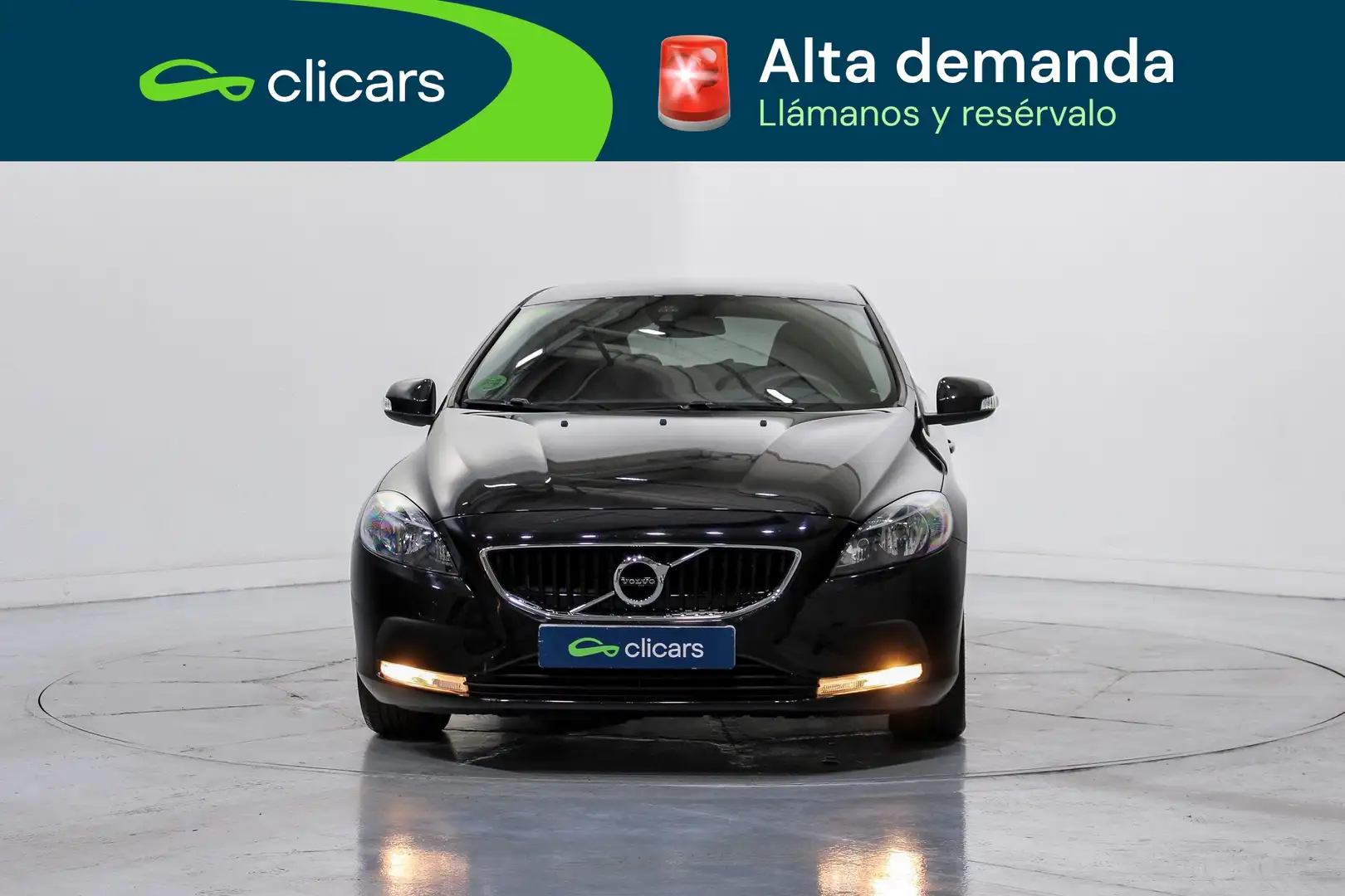Volvo V40 D3 Kinetic 150 Negro - 2