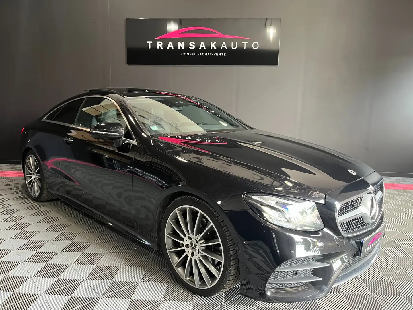 Mercedes-Benz Sportline Blanc - 1
