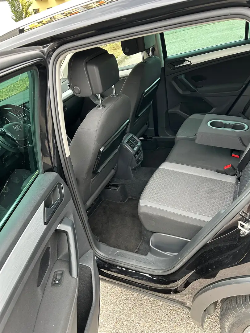 Volkswagen Tiguan Tiguan 2,0 TDI SCR Comfortline Comfortline Schwarz - 2