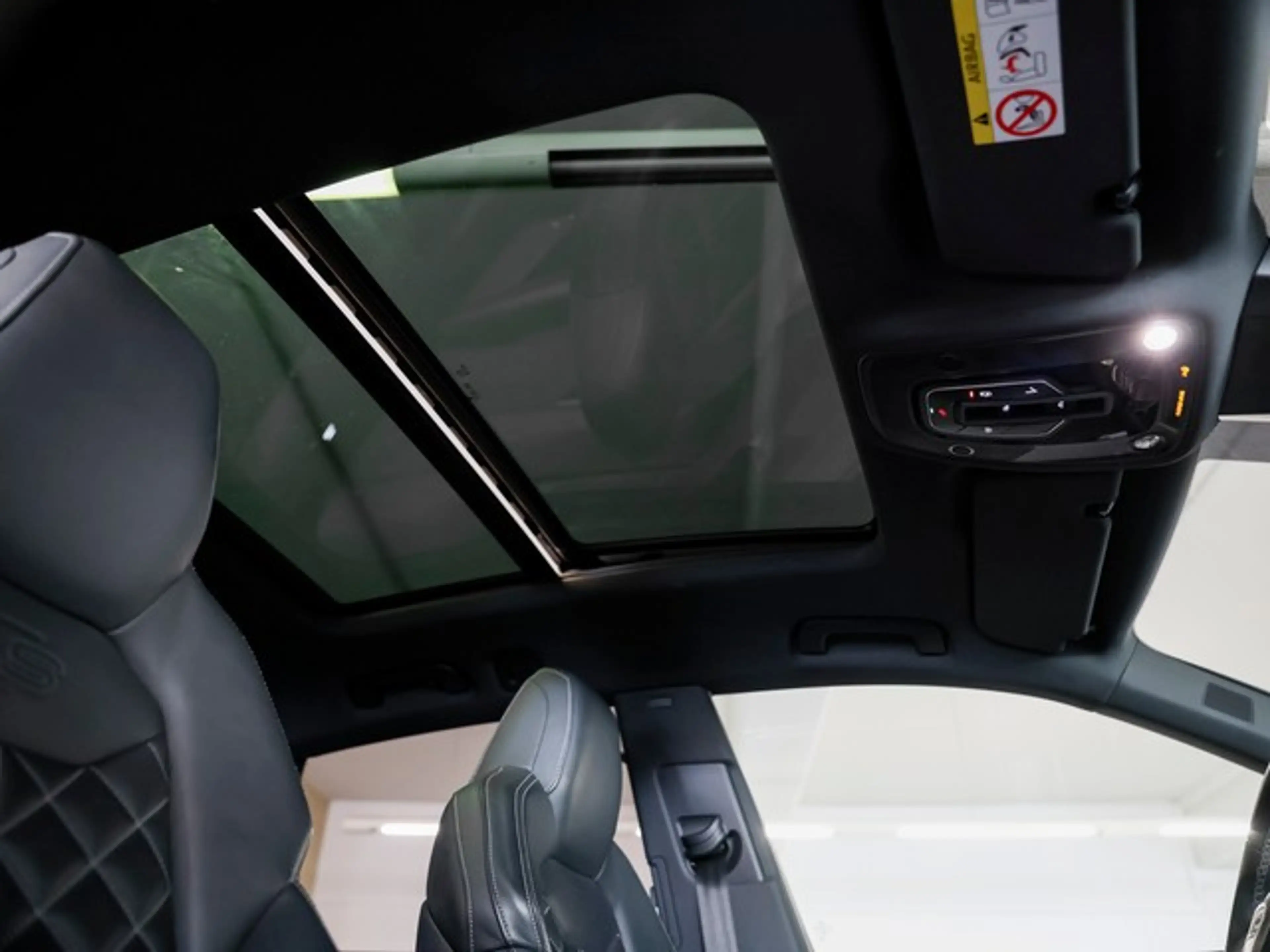 Audi SQ8 TFSI LM23 AHK Carbon ACC B&O HD Matrix LED Pano... — photo 15