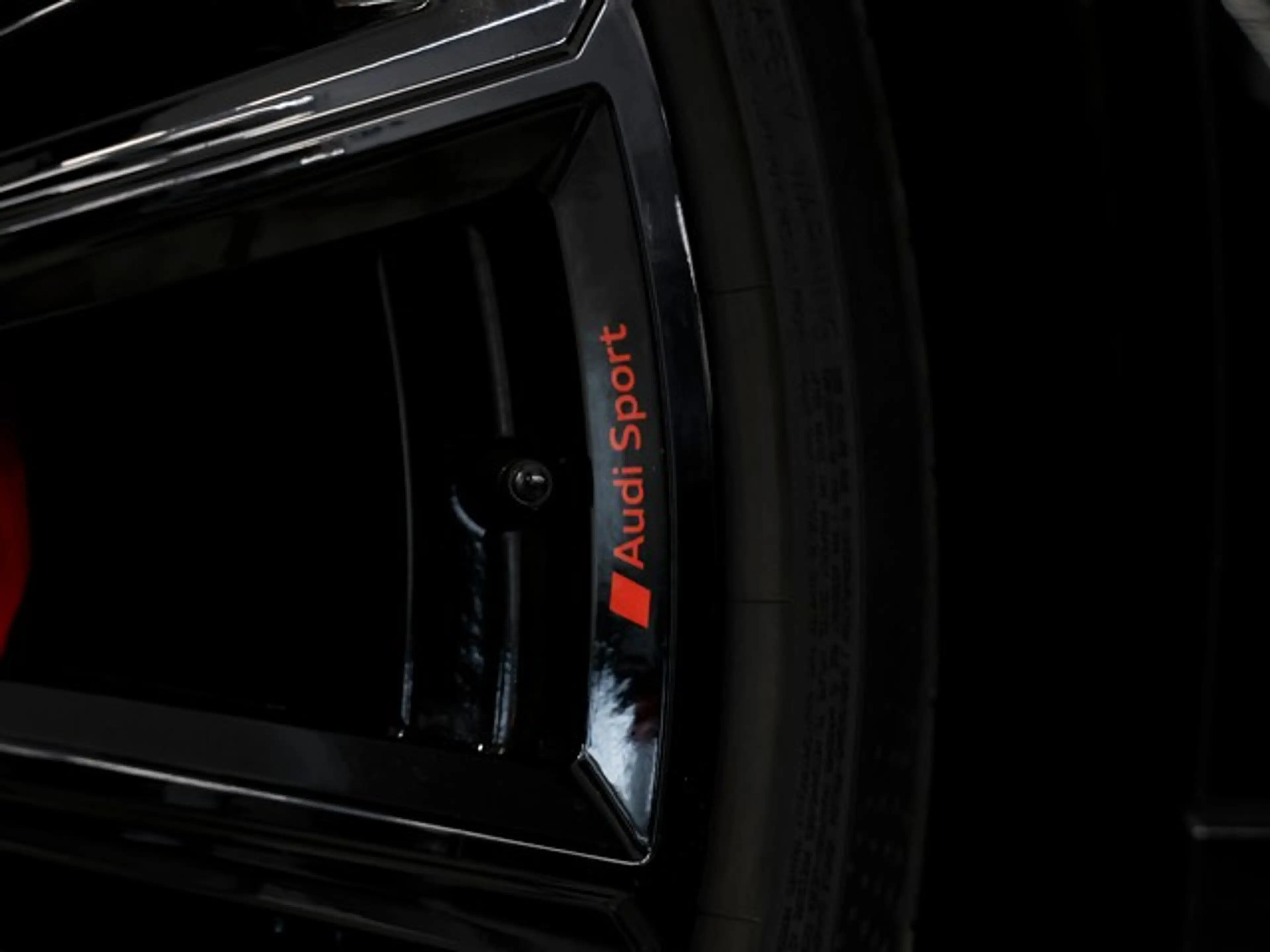 Audi SQ8 TFSI LM23 AHK Carbon ACC B&O HD Matrix LED Pano... — photo 12