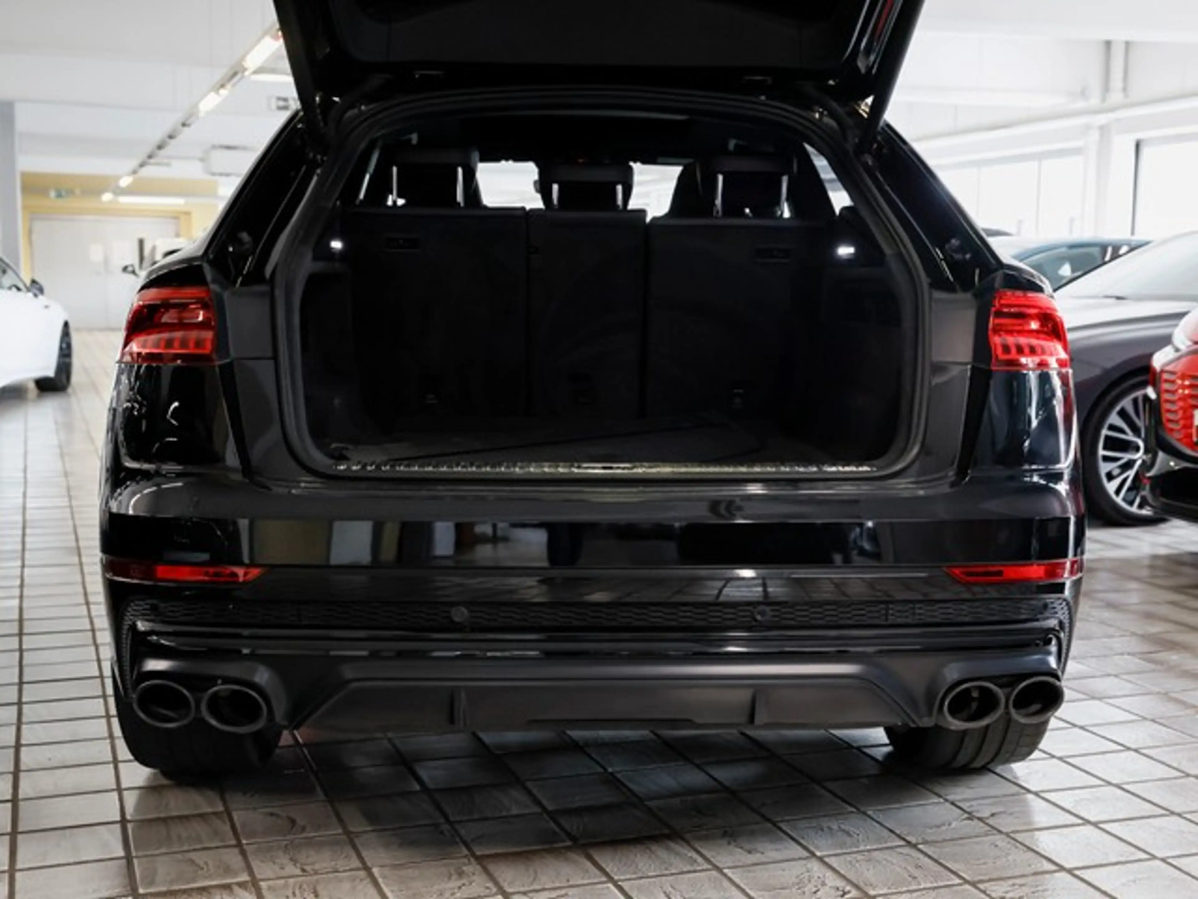 Audi SQ8 TFSI LM23 AHK Carbon ACC B&O HD Matrix LED Pano... — photo 13