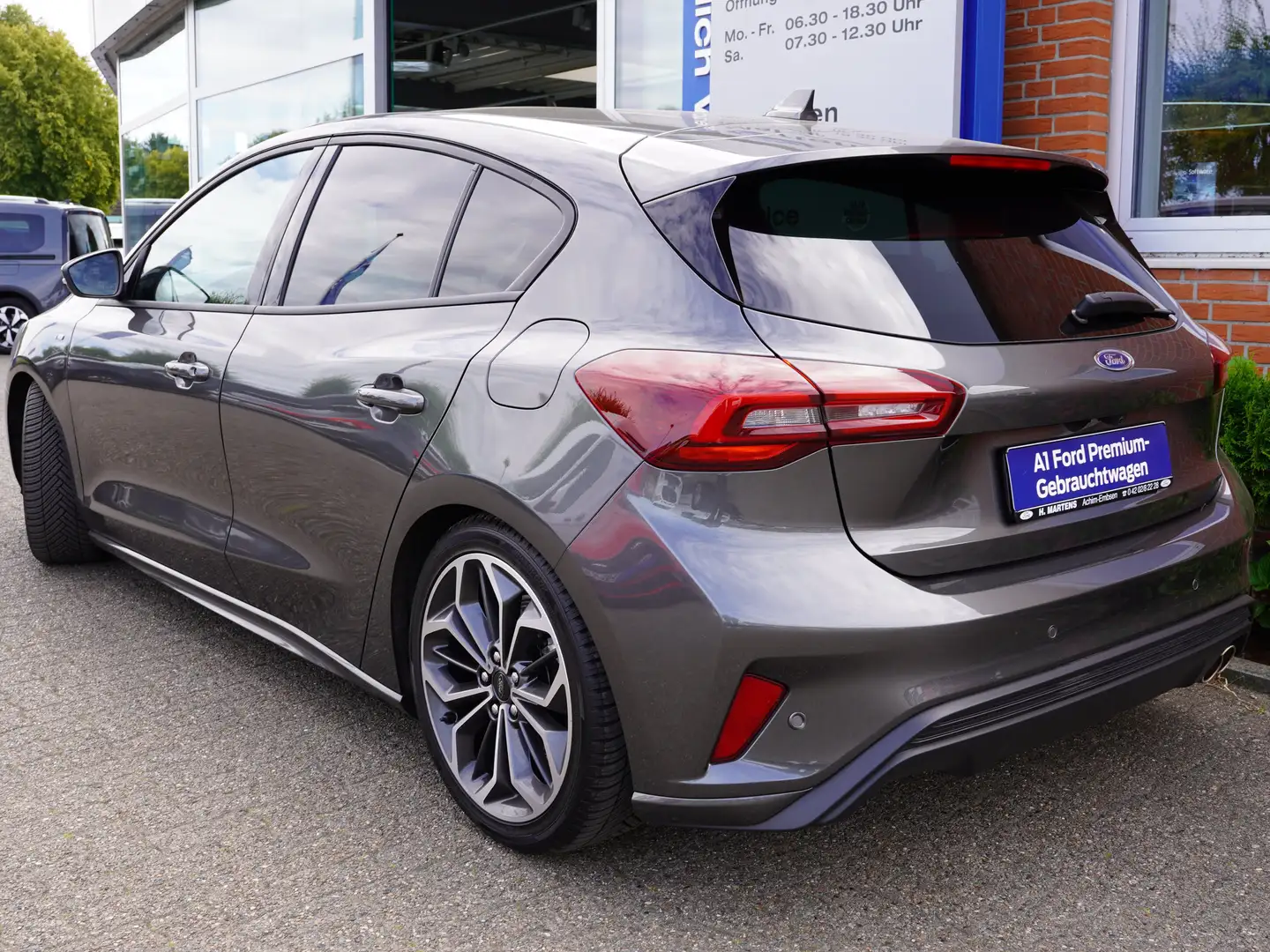Ford Focus ST-Line X 1.0L 155PS Automatik | B&O Grau - 2