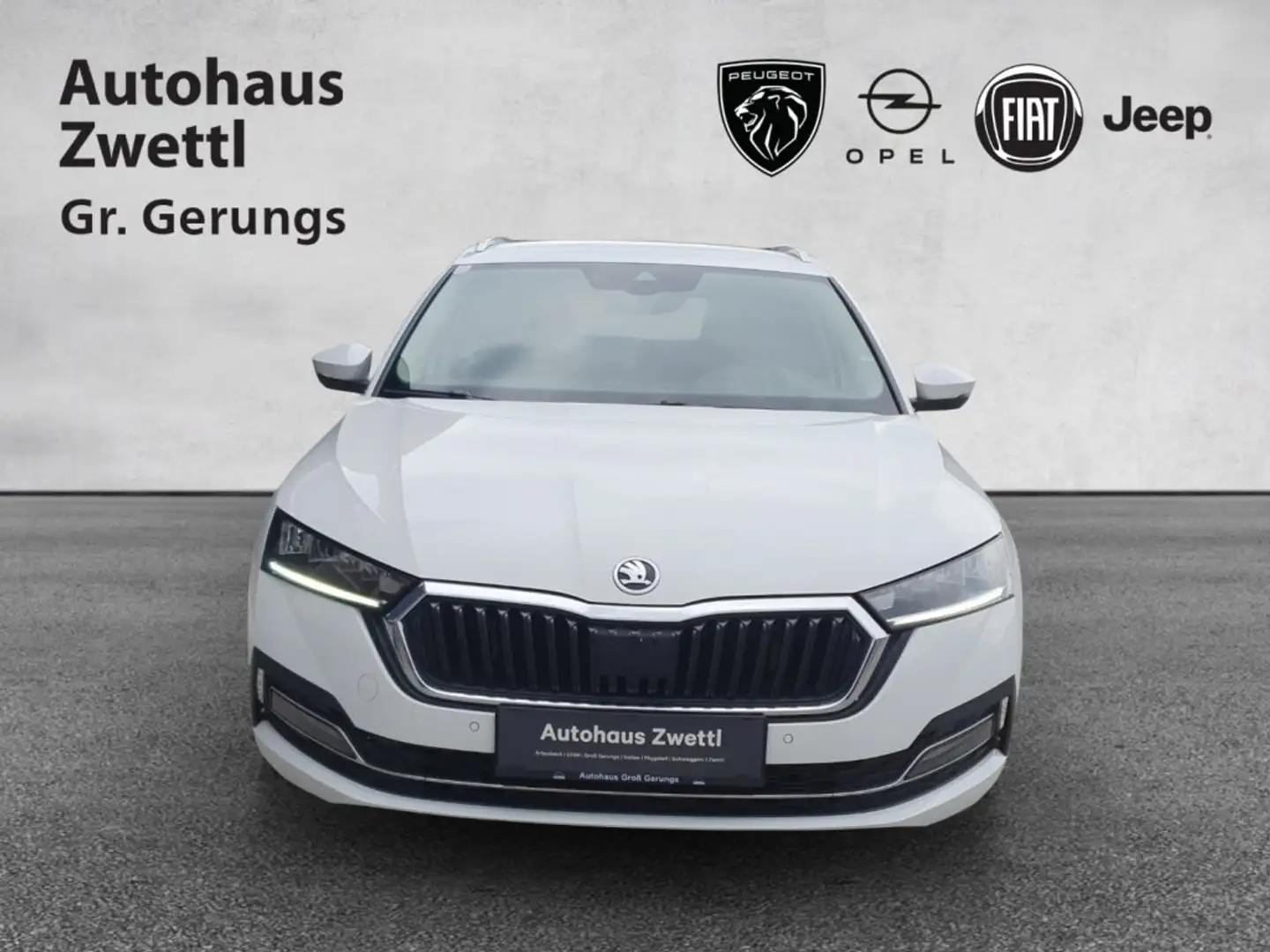 Skoda Octavia Octaiva Kombi 2,0 TDI Style DSG*AHV*LED+NAV Weiß - 2
