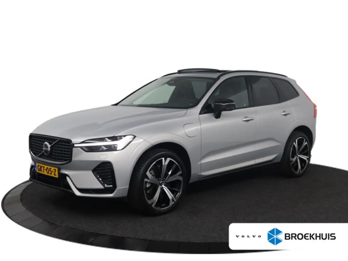Volvo XC60 2.0 T6 Plug-in hybrid AWD Plus Dark incl. Service Grijs - 1