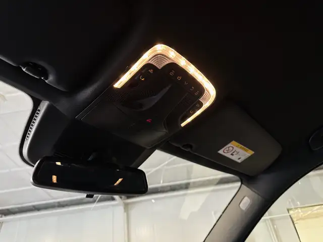 Mercedes-Benz V 300 view 13