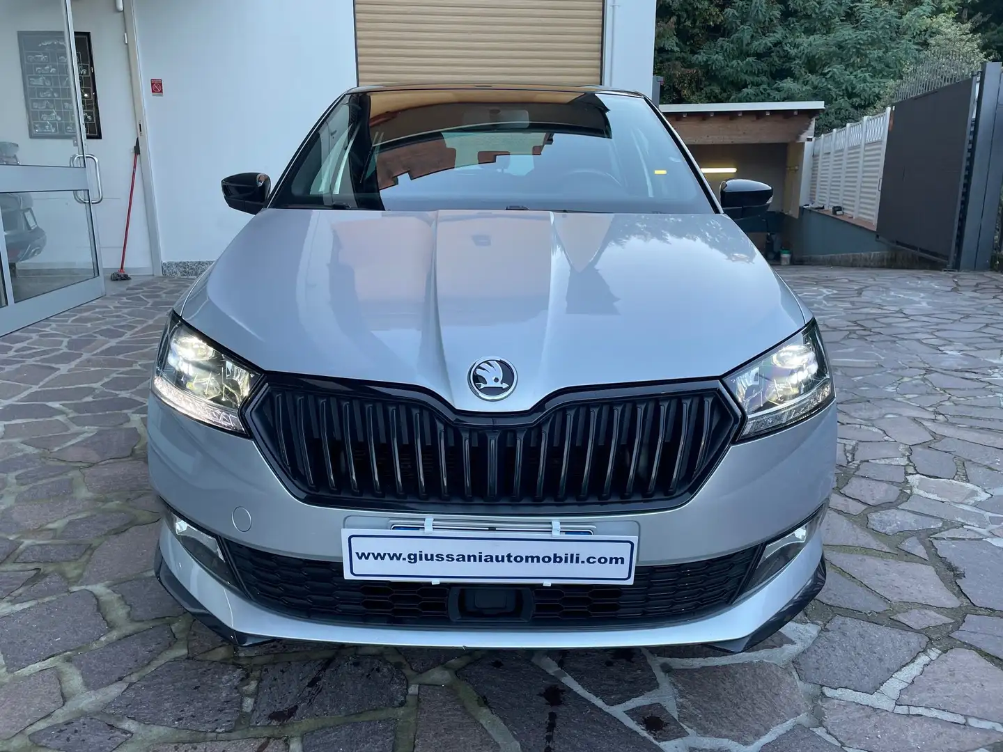 Skoda Fabia Berlina 1.0 mpi Twin Color Monte Carlo 75cv my19 Argento - 2