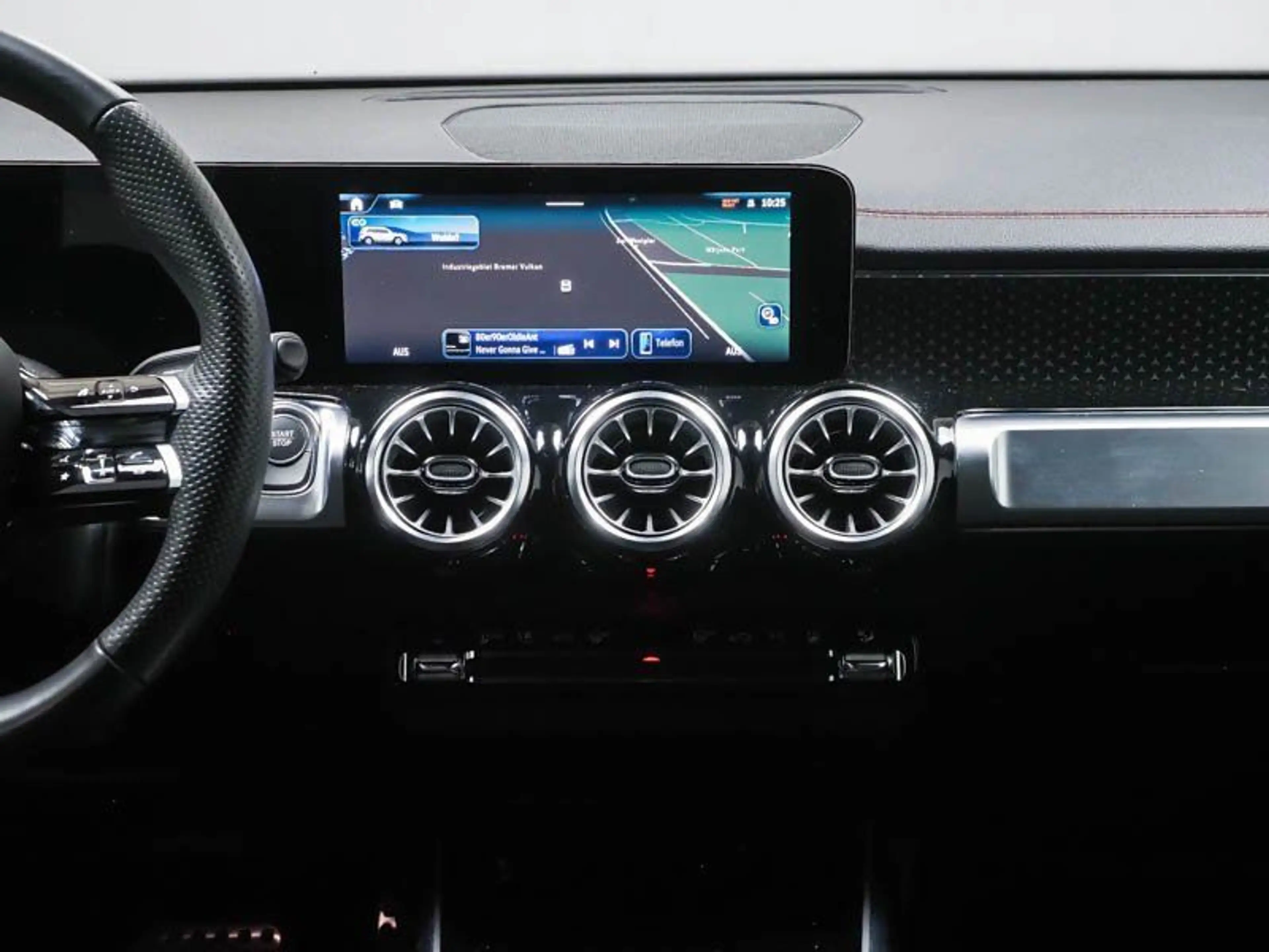 Mercedes-Benz EQB 350 4M AMG+AHK+FAHRASSI+360°+WI-PAKET+DISTR+ — photo 7