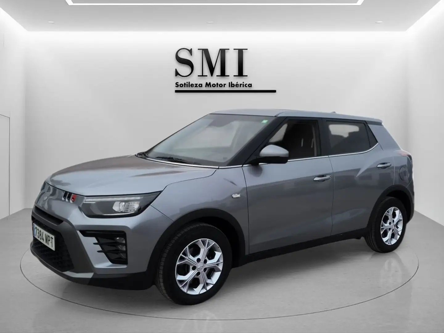 SsangYong Tivoli G15 Line LP 4x2 Blanco - 1