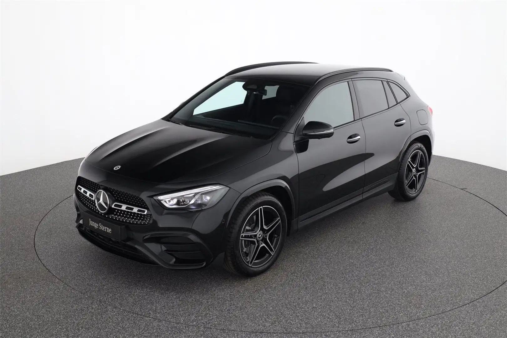 Mercedes-Benz GLA 200 d 4M Österreich-Edition AMG-Line Distronic Schwarz - 2